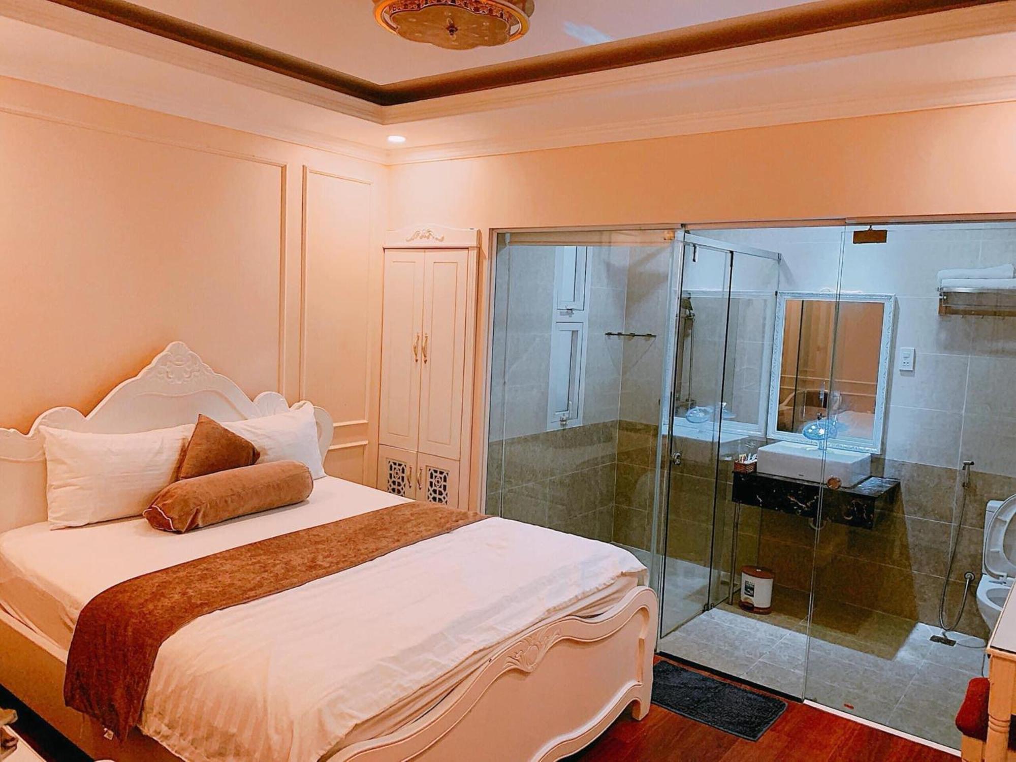 Khai Hung Hotel Binh Chanh Ho Chi Minh City Exterior photo